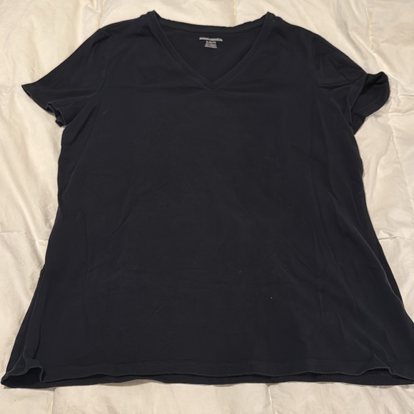 Bundle of Amazon Shirts - Picture 4 of 4